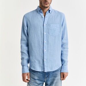 GANT Men’s Fitted Cotton Linen Shirt in Light Indigo Chambray